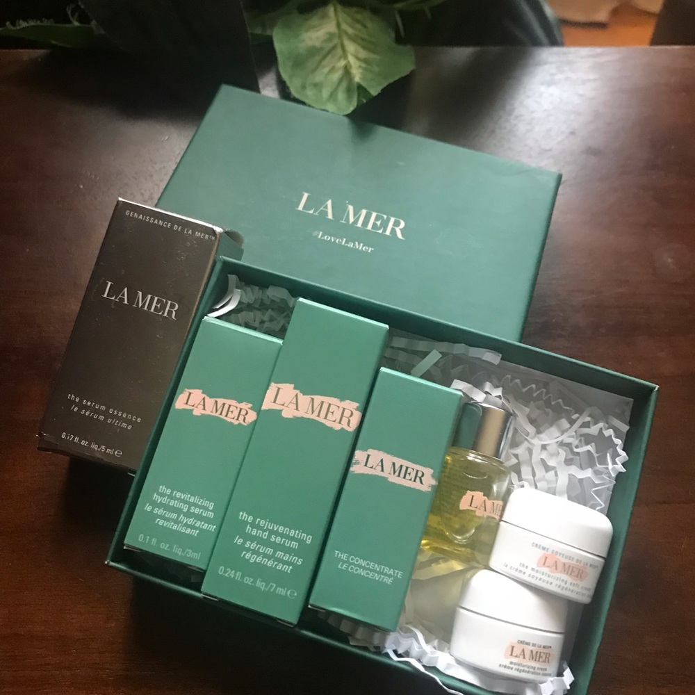 7 La Mer Deluxe Samples, Worth 375+!!! - Picture 5 of 5